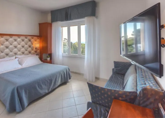 Hotel Noris