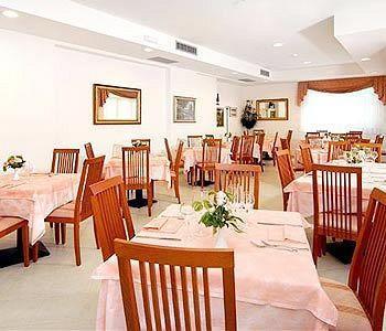 Hotel Noris